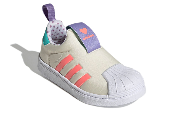 Lookbook (JR) adidas Superstar 360 J ''Cuori'' GX3292