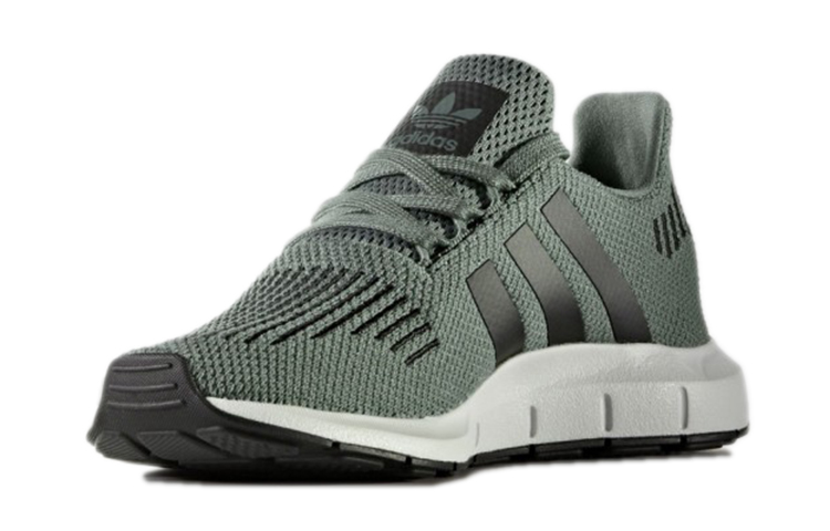 Lookbook (JR) adidas Swift Run J ''Trace Green'' Sneaker CG4161