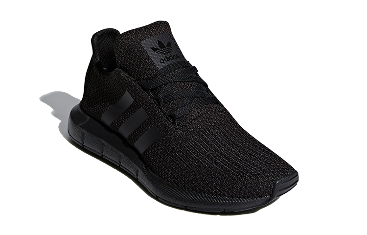 Lookbook 大童 adidas originals Swift Run J 黑色