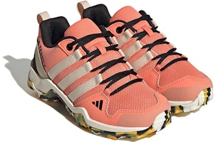 (JR) 阿迪达斯 Terrex AX2R J '珊瑚融合' IF7515 Lookbook (JR) 阿迪达斯 Terrex AX2R J '珊瑚融合' IF7515