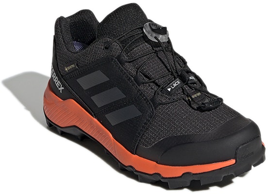 (JR) 阿迪达斯 Terrex Gtx K 防水登山鞋 BC0598 Lookbook (JR) 阿迪达斯 Terrex Gtx K 防水登山鞋 BC0598