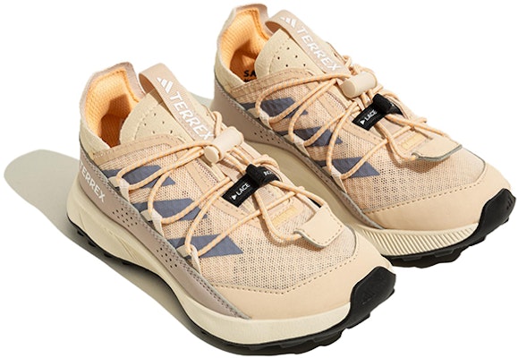 (JR) Kasur Adidas Terrex Voyager 21 Travel 'Sand Strata' HQ5828 Lookbook (JR) Kasur Adidas Terrex Voyager 21 Travel 'Sand Strata' HQ5828