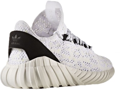 (JR) アディダス チュブラー ドゥーム ソックス PK J (白) BZ0329 Lookbook (JR) アディダス チュブラー ドゥーム ソックス PK J (白) BZ0329