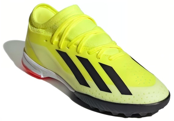 adidas X CRAZYFAST LEAGUE 減震耐磨包覆足感 足球鞋 男女款 黃黑色 Lookbook adidas X CRAZYFAST LEAGUE 減震耐磨包覆足感 足球鞋 男女款 黃黑色