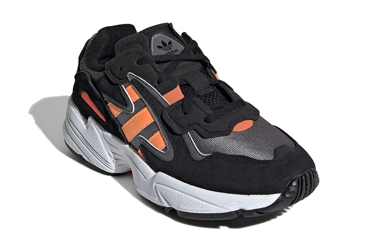 Lookbook (JR) adidas Yung-96 Chasm J ''Core Black'' Herren Sneaker Schwarz EE7542