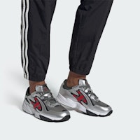 (JR) adidas Yung-96 Chasm J 'Plata Metálica Escarlata' EE9299 Sizing (JR) adidas Yung-96 Chasm J 'Plata Metálica Escarlata' EE9299