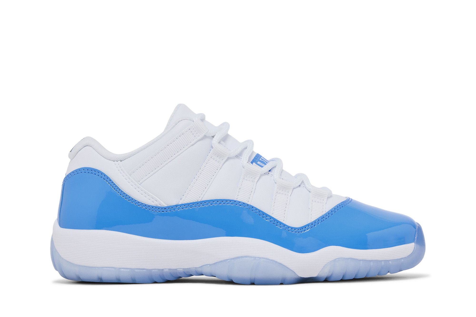 (Youth) Air Jordan 11 Retro Low 2026 'University Blue' FV5121-100