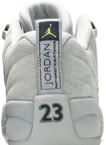 喬丹 Air Jordan 12 復刻版低筒灰狼色籃球鞋 GS 灰 Sizing 喬丹 Air Jordan 12 復刻版低筒灰狼色籃球鞋 GS 灰