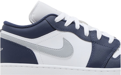 (JR) Air Jordan 1 Low 'Midnight Navy Wolf Grey' Lelaki Kasut. 553560-141 Order (JR) Air Jordan 1 Low 'Midnight Navy Wolf Grey' Lelaki Kasut. 553560-141