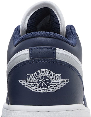 (Youth) Air Jordan 1 Low 'Midnight Navy Wolf Grey' 553560-141 Sizing (Youth) Air Jordan 1 Low 'Midnight Navy Wolf Grey' 553560-141