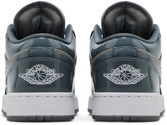 (JR) Air Jordan 1 Low SE 中灰 酷灰 白色 HF3188-011 Details for (JR) Air Jordan 1 Low SE 中灰 酷灰 白色 HF3188-011