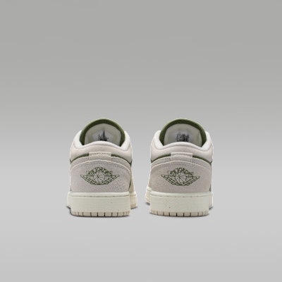 (JR) Air Jordan 1 Low SE 中橄欖綠/米白/淺木棕 HV4396-201 Details for (JR) Air Jordan 1 Low SE 中橄欖綠/米白/淺木棕 HV4396-201