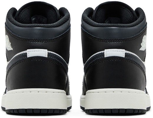 (JR) Air Jordan 1 Mid 'Negro Off Noir' DQ8423-010 Details for (JR) Air Jordan 1 Mid 'Negro Off Noir' DQ8423-010