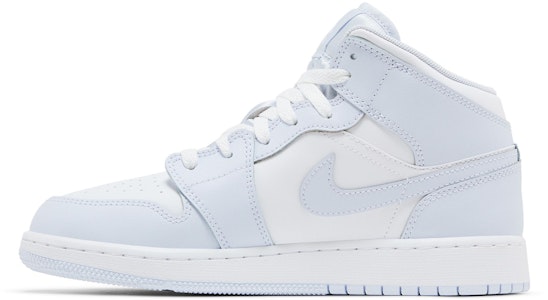 (JR) 에어 조던 1 미드 '코발트 블리스' FD8780-400 Lookbook (JR) 에어 조던 1 미드 '코발트 블리스' FD8780-400