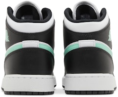 (JR) Air Jordan 1 Mid 'Green Glow' Hijau Bersinar DQ8423-103 Details for (JR) Air Jordan 1 Mid 'Green Glow' Hijau Bersinar DQ8423-103