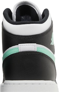 (JR) Air Jordan 1 Mid 'Green Glow' Lelaki Hijau Bersinar DQ8423-103 Sizing (JR) Air Jordan 1 Mid 'Green Glow' Lelaki Hijau Bersinar DQ8423-103