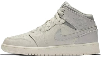 (Youth) Air Jordan 1 Mid Light Bone Wolf Grey 554725-053 (Youth) Air Jordan 1 Mid Light Bone Wolf Grey 554725-053