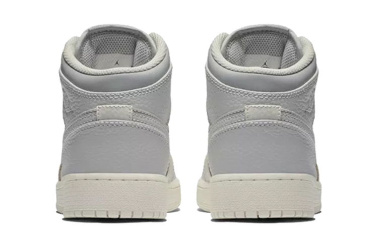 Lookbook (JR) エア ジョーダン 1 ミッド ライトボーン/ウルフグレー 554725-053
