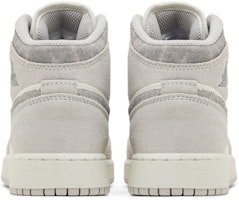 (青少年款) Air Jordan 1 Mid SE 'Neutral Grey Sail' FQ8088-002 Details for (青少年款) Air Jordan 1 Mid SE 'Neutral Grey Sail' FQ8088-002