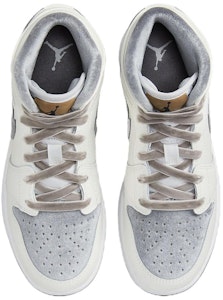 (JR) 에어 조던 1 미드 SE '벨벳 토' (pewter 색상) FB9899-100 Shop (JR) 에어 조던 1 미드 SE '벨벳 토' (pewter 색상) FB9899-100