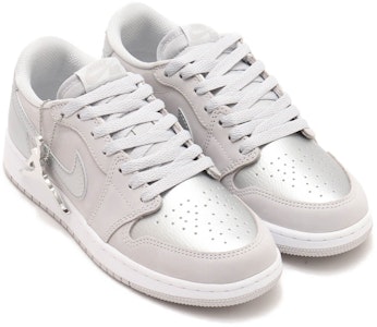 (JR) 에어 조던 1 레트로 로우 OG "메탈릭 실버" CZ0858-002 Buy (JR) 에어 조던 1 레트로 로우 OG "메탈릭 실버" CZ0858-002