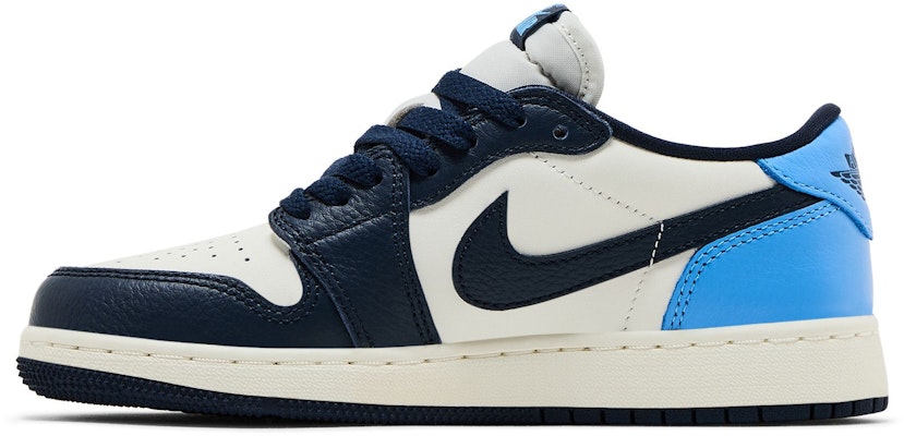(Youth) Air Jordan 1 Retro Low OG 'Obsidian UNC' CZ0858-400 Lookbook (Youth) Air Jordan 1 Retro Low OG 'Obsidian UNC' CZ0858-400