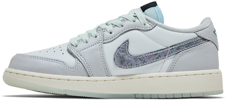 (JR) Air Jordan 1 Retro Low OG「蛇年」配色版 HF3207-100 Lookbook (JR) Air Jordan 1 Retro Low OG「蛇年」配色版 HF3207-100