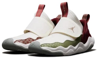 (JR) Air Jordan 23/7 'Tahun Naga' FQ6554-100 Lookbook (JR) Air Jordan 23/7 'Tahun Naga' FQ6554-100