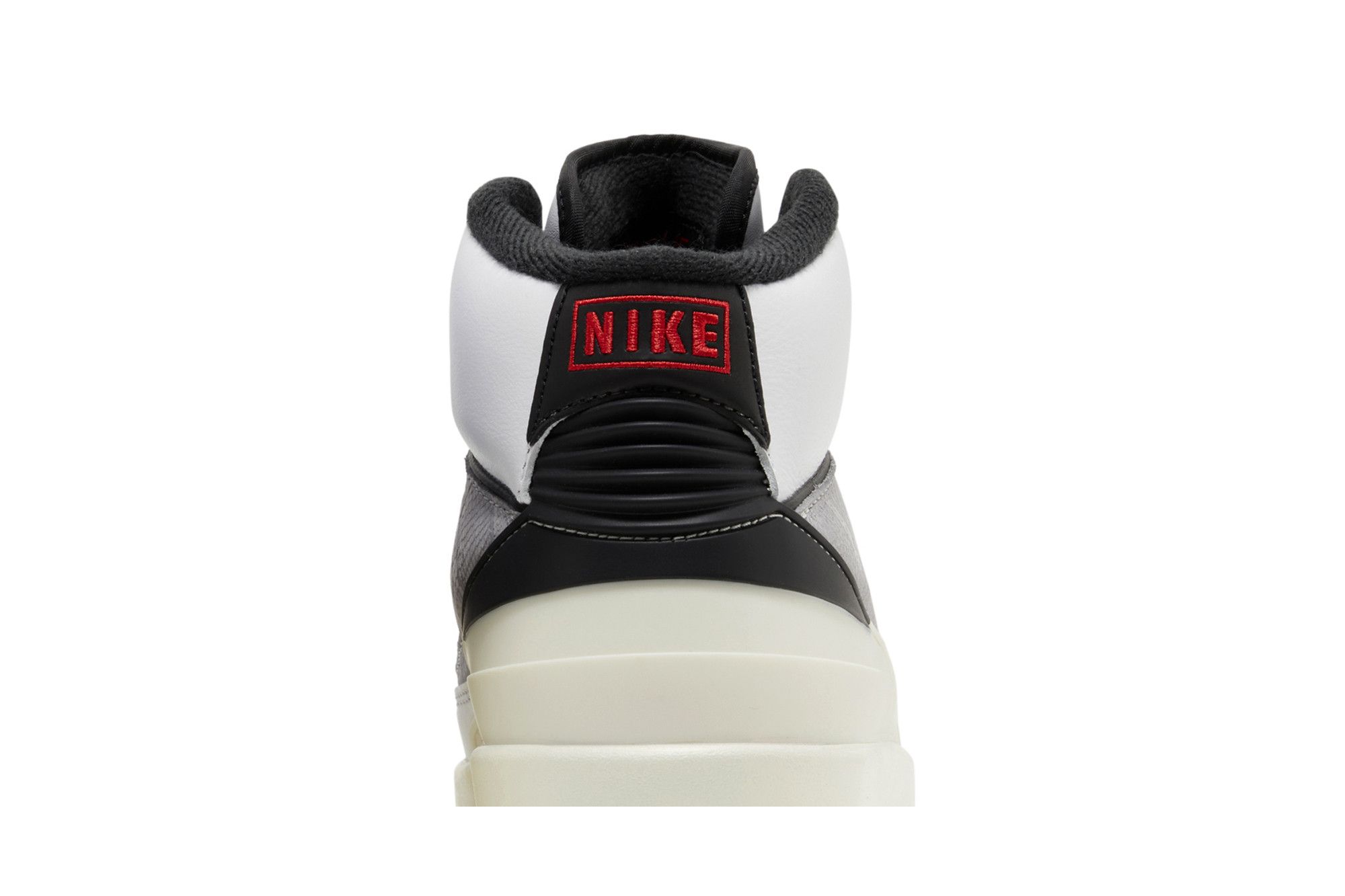 Sizing （青少年）Air Jordan 2 復刻版 'Python' DQ8562-102