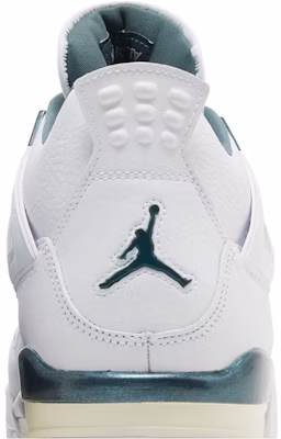 (Youth) Air Jordan 4 Retro 'Oxidized Green' FQ8213-103 Sizing (Youth) Air Jordan 4 Retro 'Oxidized Green' FQ8213-103
