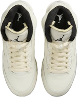 (JR) Air Jordan 5 Retro SE 'Sail' Sneakers Pria Terbaru FQ3682-100 Lookbook (JR) Air Jordan 5 Retro SE 'Sail' Sneakers Pria Terbaru FQ3682-100