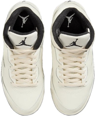 (Youth) Air Jordan 5 Retro SE 'Sail' FQ3683-100 Lookbook (Youth) Air Jordan 5 Retro SE 'Sail' FQ3683-100