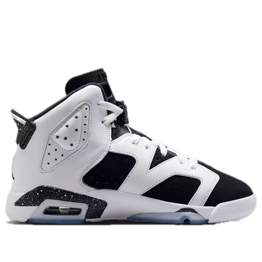 Order (JR) Air Jordan 6 Retro 2026 ''Oreo'' Sneakers 384665-108