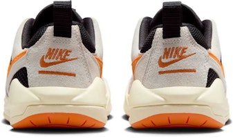 (JR) Air Jordan CMFT Era Negro Sail Coconut Milk Starfish HQ0506-018 Lookbook (JR) Air Jordan CMFT Era Negro Sail Coconut Milk Starfish HQ0506-018