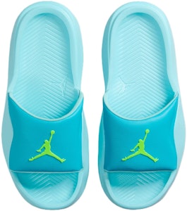 (JR) Air Jordan 專營滑動拖鞋氯藍色與電綠色款。 HF4490-400 Lookbook (JR) Air Jordan 專營滑動拖鞋氯藍色與電綠色款。 HF4490-400