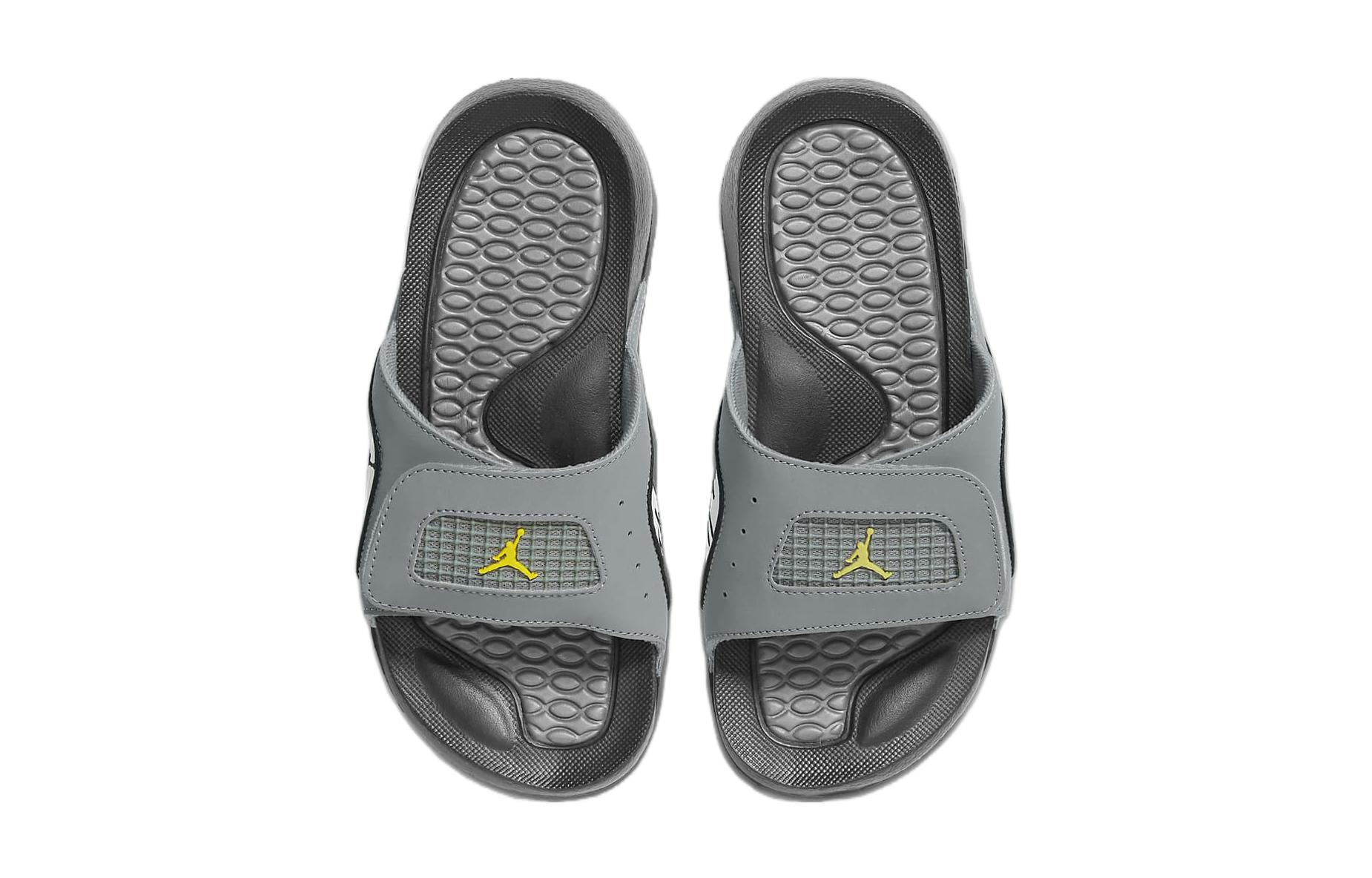 Lookbook 大童 Jordan Hydro 4 復古 GS 防滑防踢 兒童拖鞋 灰黑