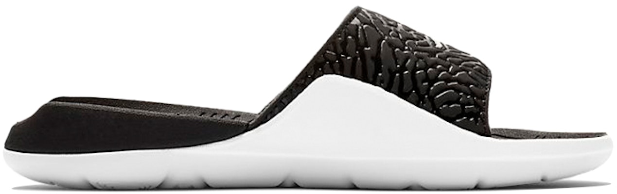 (JR) Sandal Air Jordan Hydro 7 V2 Burst Crack Hitam Putih Minimalis BQ6291-001 Order (JR) Sandal Air Jordan Hydro 7 V2 Burst Crack Hitam Putih Minimalis BQ6291-001