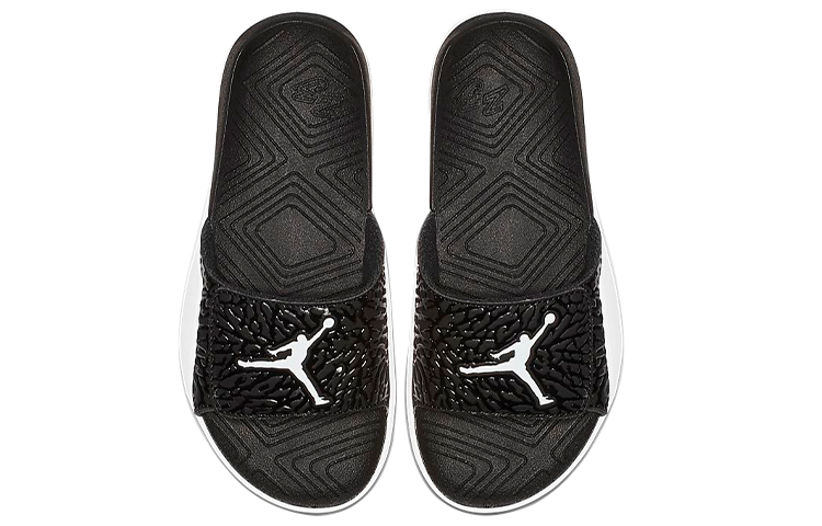 Lookbook (JR) Sandal Air Jordan Hydro 7 V2 Burst Crack Minimalistik Hitam Putih BQ6291-001