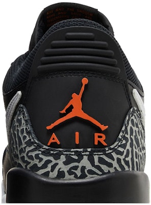 (JR) Air Jordan Legacy 312 Low ''Hitam Putih Orange Safety'' CD9054-018 Sizing (JR) Air Jordan Legacy 312 Low ''Hitam Putih Orange Safety'' CD9054-018