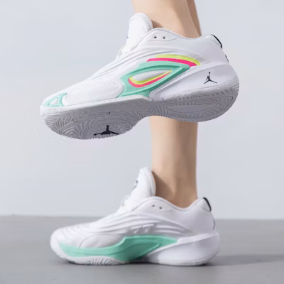 (Youth) Air Jordan Luka 3 'Photo Finish' HQ5058-107 Shop (Youth) Air Jordan Luka 3 'Photo Finish' HQ5058-107