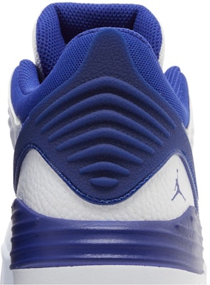 (Youth) Air Jordan Max Aura 5 'White Radiant Blue' DZ4352-140 Sizing (Youth) Air Jordan Max Aura 5 'White Radiant Blue' DZ4352-140
