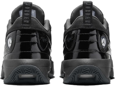 (JR) エア ジョーダン マックス オーラ 6 "ブラックアンスラサイト" FQ8297-001 Purchase (JR) エア ジョーダン マックス オーラ 6 "ブラックアンスラサイト" FQ8297-001