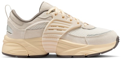 (Youth) Air Jordan Trunner O/S Light Orewood Brown II6531-101 (Youth) Air Jordan Trunner O/S Light Orewood Brown II6531-101