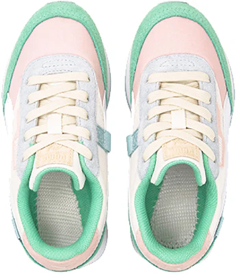 (JR) Animal Crossing x Puma Future Rider 'New Horizons' Indonesia Edition 383077-01 Lookbook (JR) Animal Crossing x Puma Future Rider 'New Horizons' Indonesia Edition 383077-01