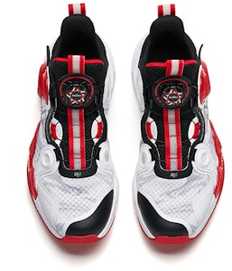 大童 Anta安踏 異形 防滑耐磨 中幫 實戰籃球鞋 白黑紅 Lookbook 大童 Anta安踏 異形 防滑耐磨 中幫 實戰籃球鞋 白黑紅