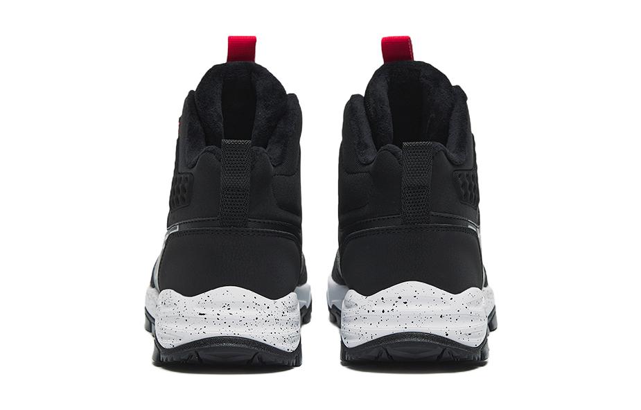 Lookbook (JR) 安踏旋钮暖和休闲运动鞋“黑红银” A312146816A-3