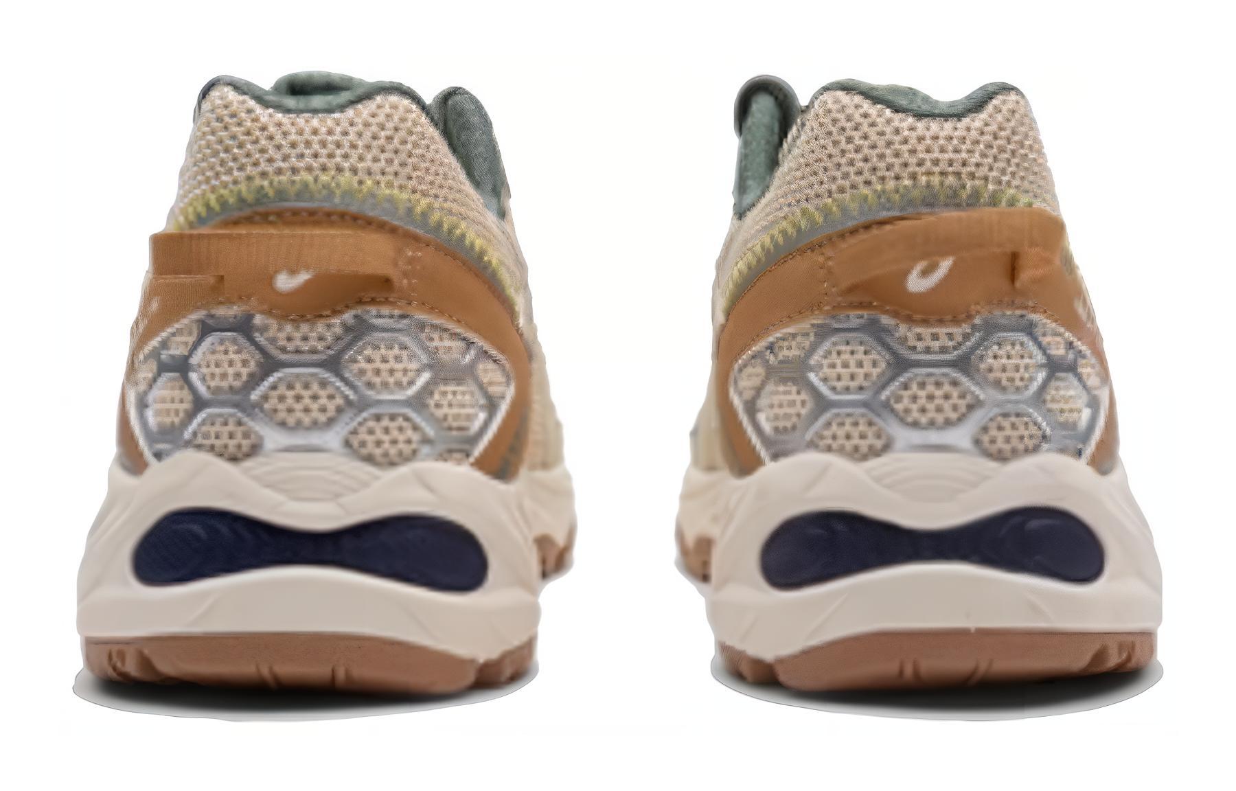 Shop 大童 Asics Gel-Kahana TR 減震耐磨 兒童休閒鞋 美棕綠