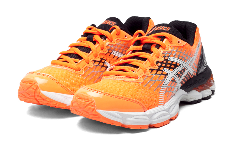 Lookbook 大童 Asics Gel-Nimbus 17 舒適耐磨跑步鞋 珊瑚橙
