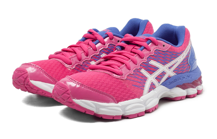 Lookbook 大童 Asics Gel-Nimbus 18 低筒耐磨跑步鞋 粉白