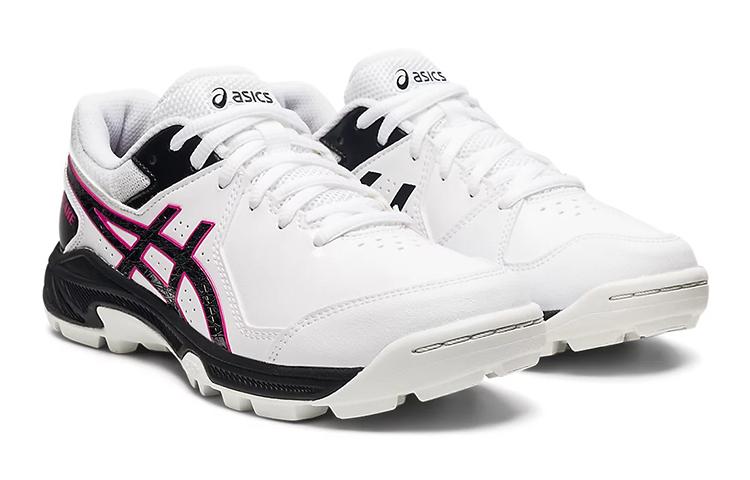 Lookbook 大童 Asics Gel-Peake 輕便透氣休閒跑步鞋 白黑